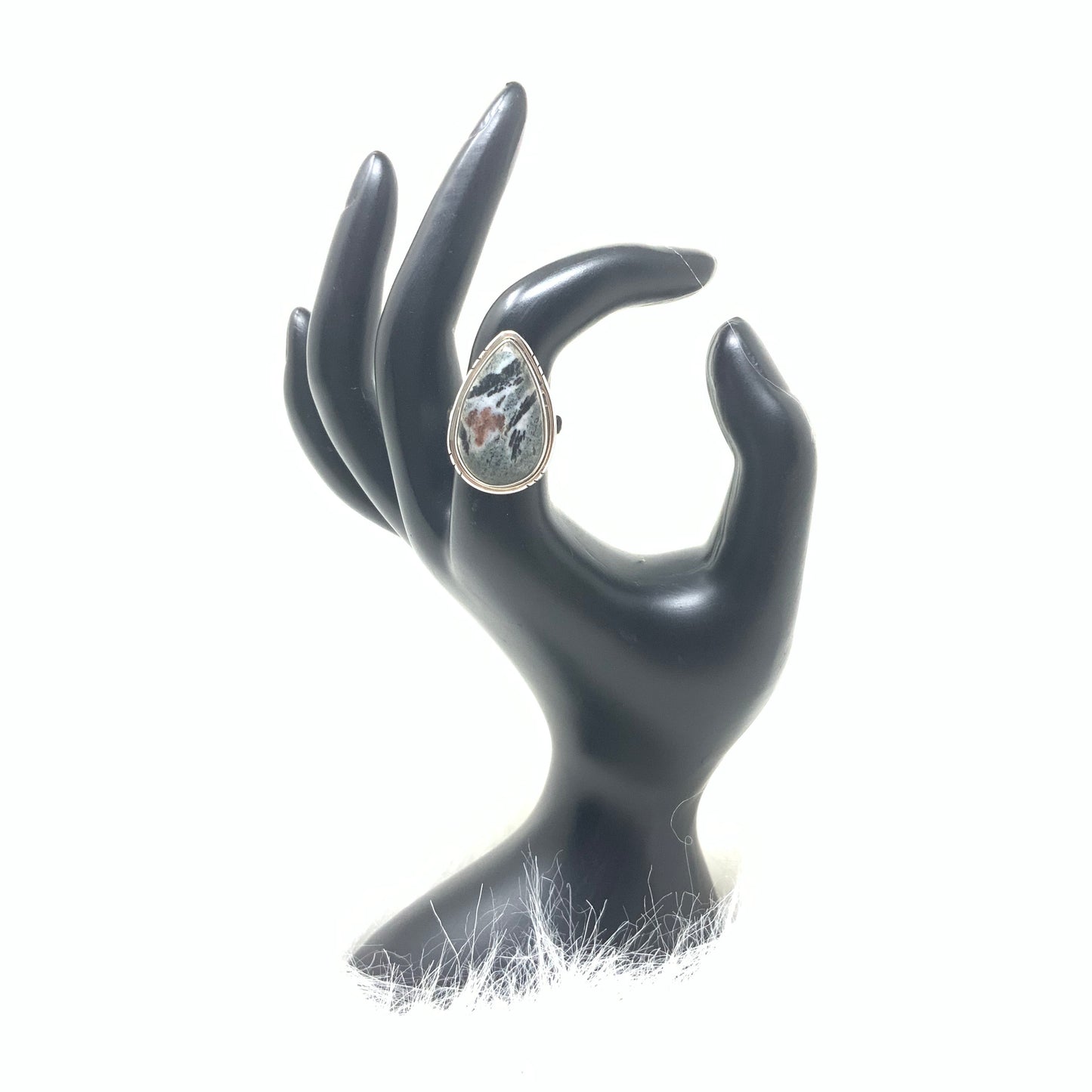 Hornblende Ring, size 7