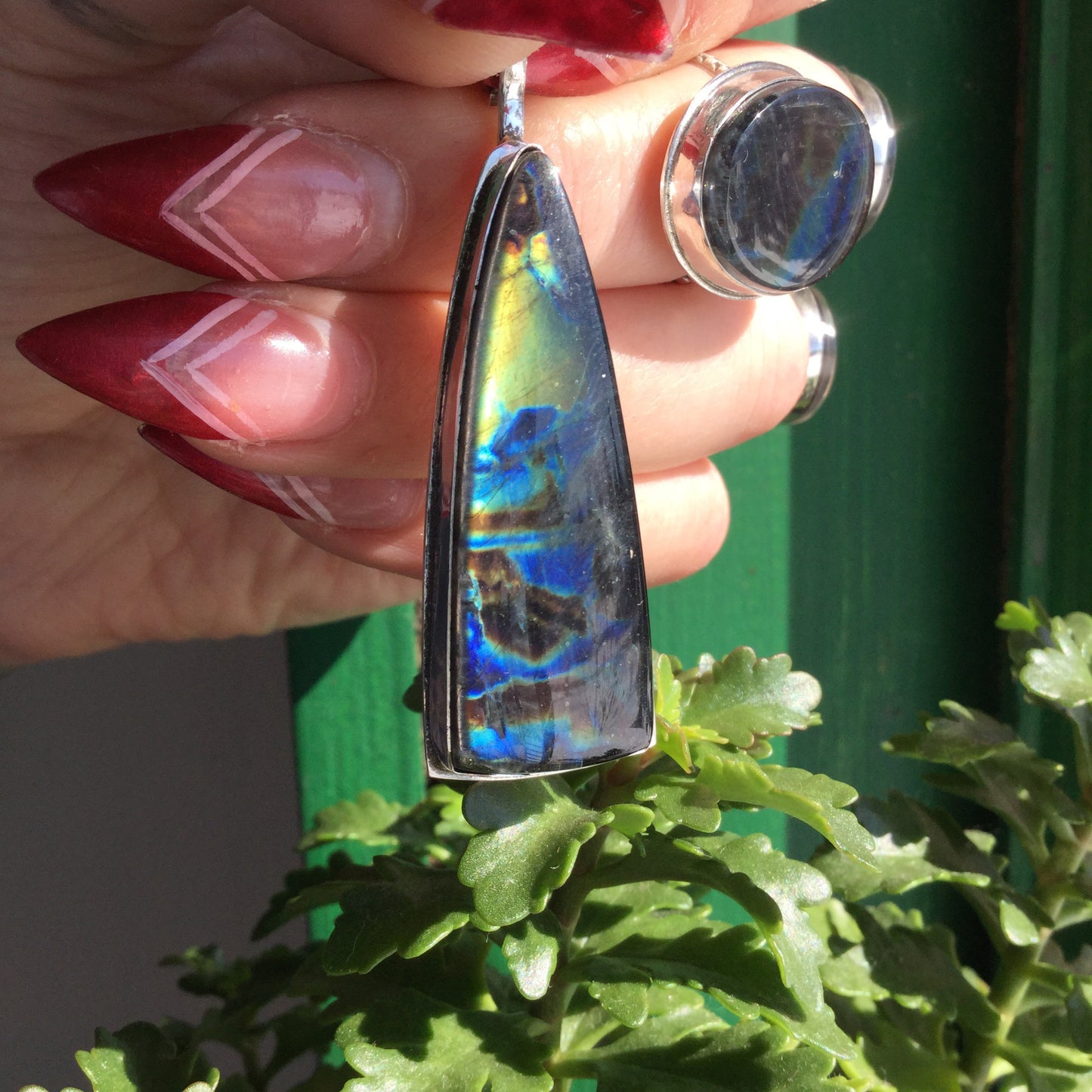 Spectrolite Pendant