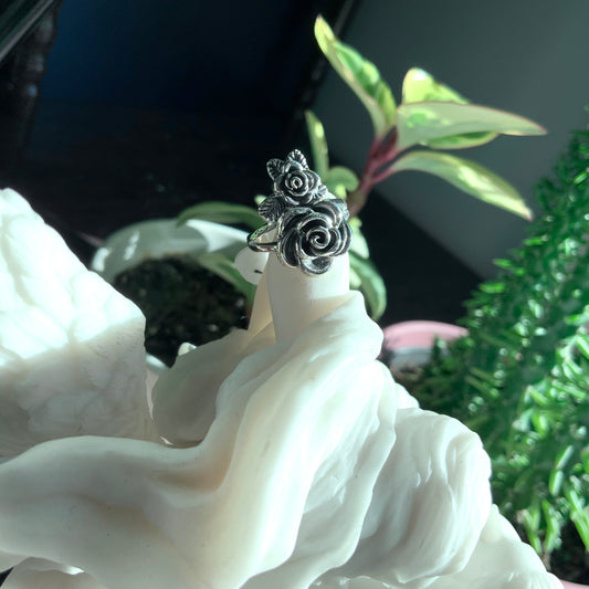 Roses Ring, sizes 6-10