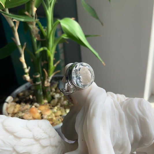Faceted Quartz, size 9