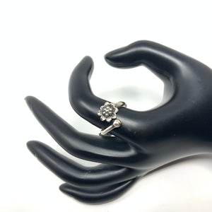 Floral Ring, size 8
