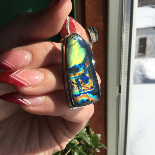 Spectrolite Pendant