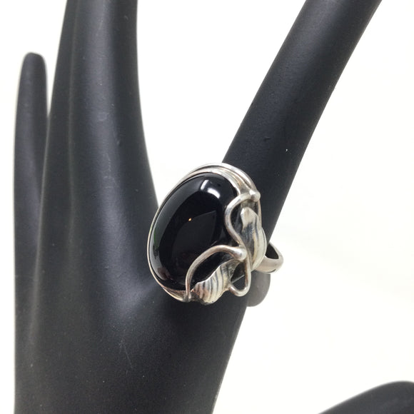 Black Onyx Ring with Vine Detail, size 6