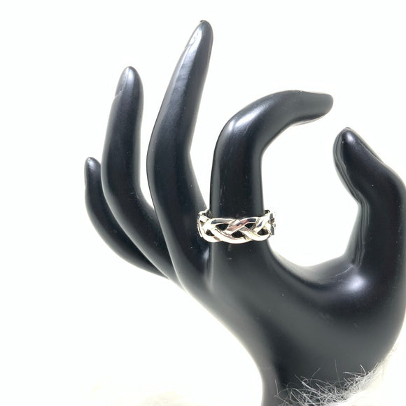 Celtic Knot Ring, size 9