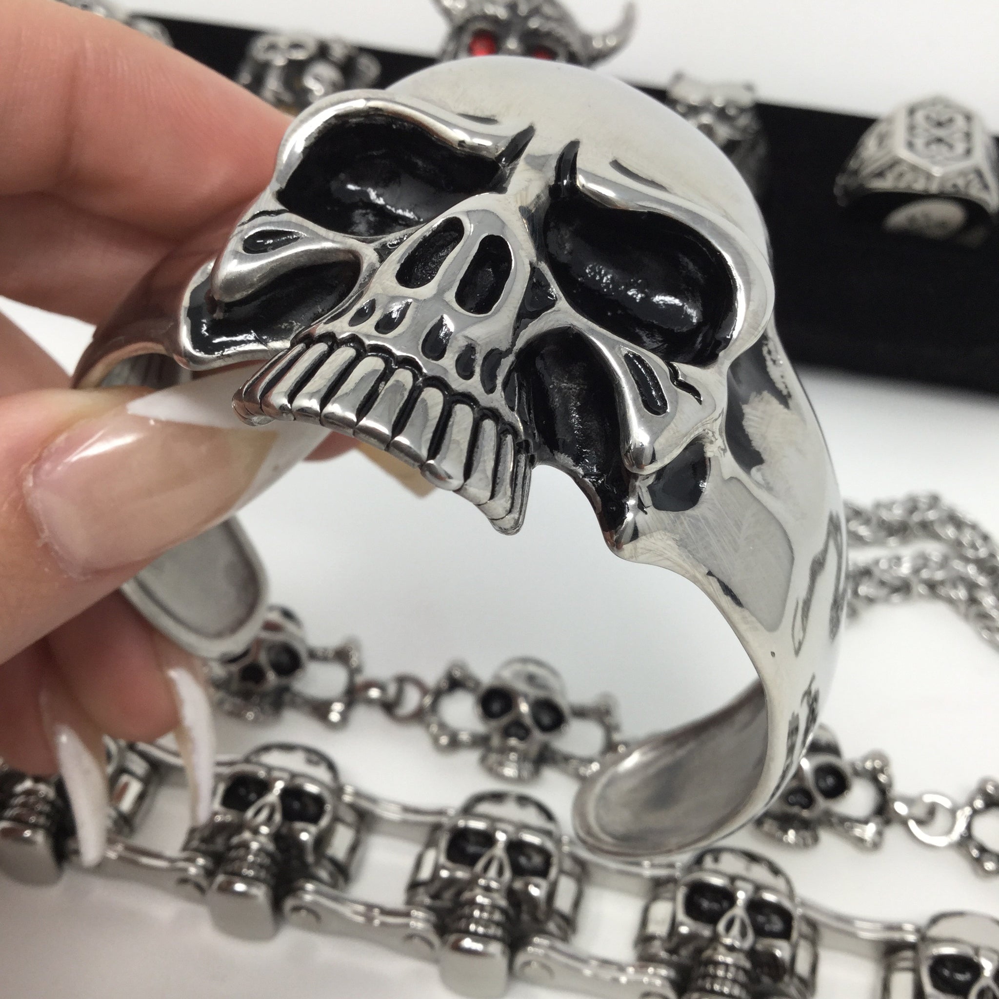 Large Stainless Steel Skull Skeleton Bracelet for Men, Gothic Punk Style  with Old Used Metal Treatment, Perfect for Edgy Casual Wear or Themed  Events – COOLSTEELANDBEYOND Jewelry