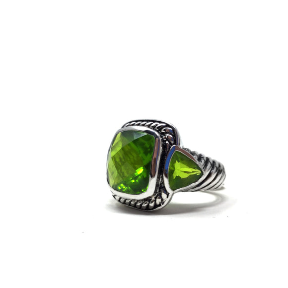 Green Faceted Glass Ring, size 7